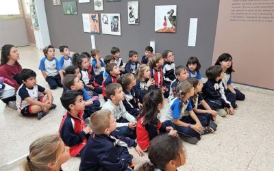 Los alumnos de 1º de Primaria visitan la biblioteca Azorín