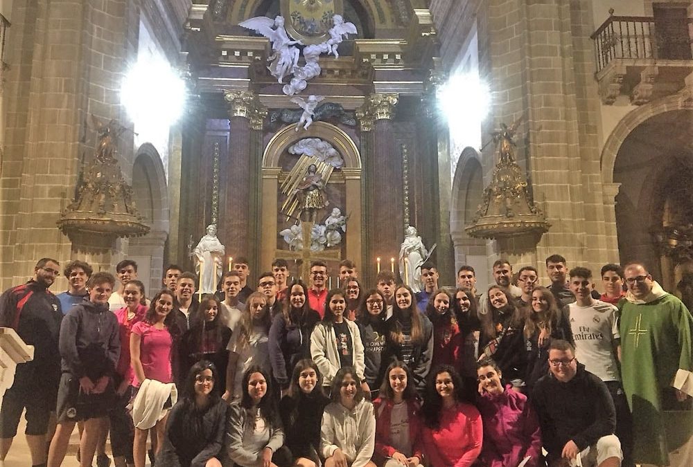 Un destino, 2 huellas, 9 kilómetros; bajo este lema 43 aventureros vamos a iniciar una aventura