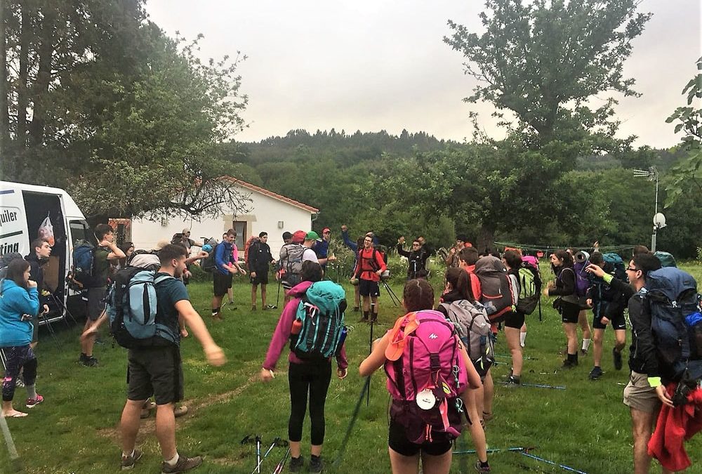Los jóvenes que caminan a Santiago en su 6ª Etapa.