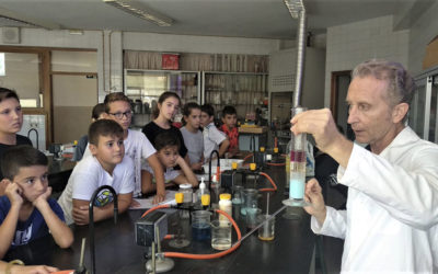 Los alumnos de 6º visitan el laboratorio