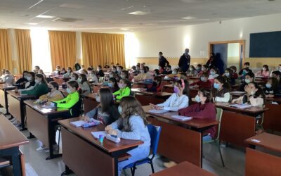 Los «salvavidas» visitan el colegio