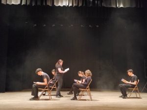 Los alumnos de Artes Escénicas y Danza de 2ºBTO representaron la obra teatral 6, Contra el progreso